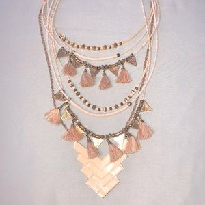 ✨Fun layered necklace bundle!